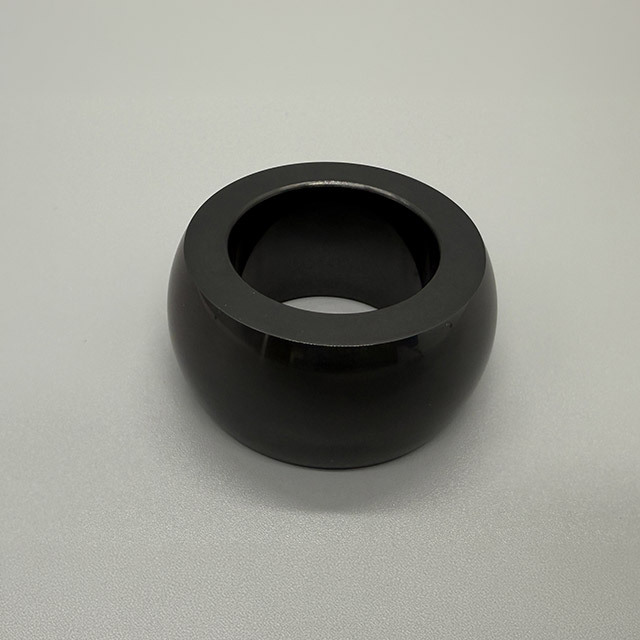 セラミックス部品３_KOVE