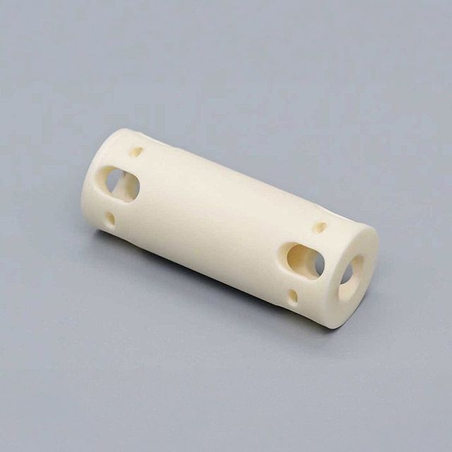 セラミックス部品４_KOVE